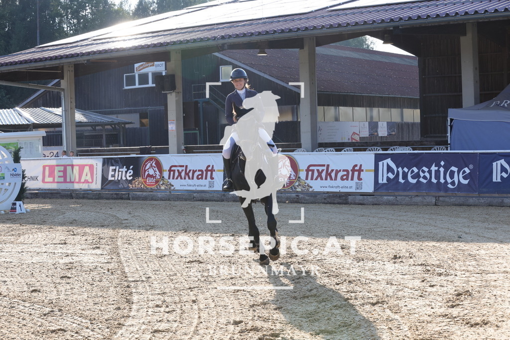 0P6A8377 | Willkommen bei Brunnmayr - Design & Fotografie – Ihrem Spezialisten für Reitturniere und Pferdeveranstaltungen in Oberösterreich, Salzburg und Bayern! Seit über 17 Jahren sind wir leidenschaftlich dabei.