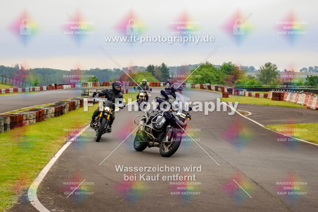 OBK-5305 | Hier findet Ihr Bilder von Touristenfahrten auf der Nürburgring Nordschleife oder von anderen Veranstaltungen die ich besucht habe. Viel Spass beim Durch Schauen 