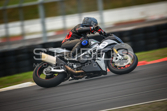 0573-250723NR-014_573 | Deine Full-Service-Agentur für ✔️Videoproduktionen und ✔️Motorsportfotografie Jetzt Angebot anfragen!