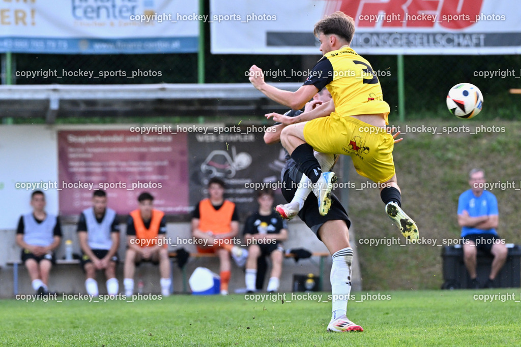 SV Arnoldstein vs. URC Thal Assling | #22 Samuel Stephan Schönegger Thal Assling, #3 Marco Knezevic SV Arnoldstein, SV Arnoldstein vs. URC Thal Assling, SV Arnoldstein vs. URC Thal Assling am 09.08.2025 in Arnoldstein (Waldparkstadion Arnoldstein), Austria, (Photo by Bernd Stefan)