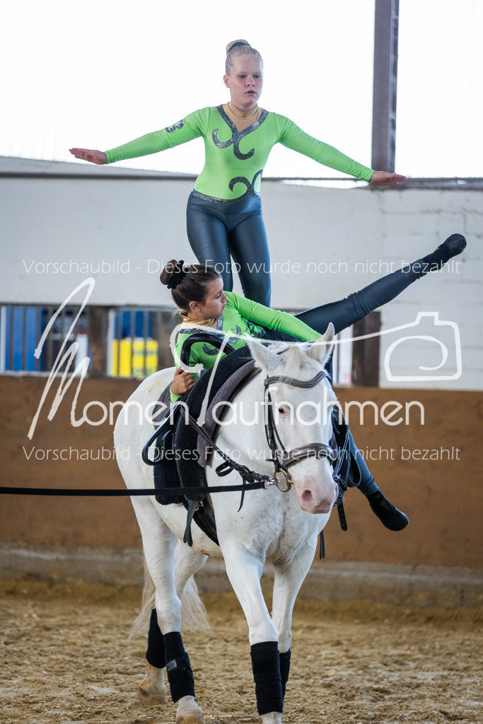SS-Maxi-230 | MomenTaufnahmen Pferdesportfotos