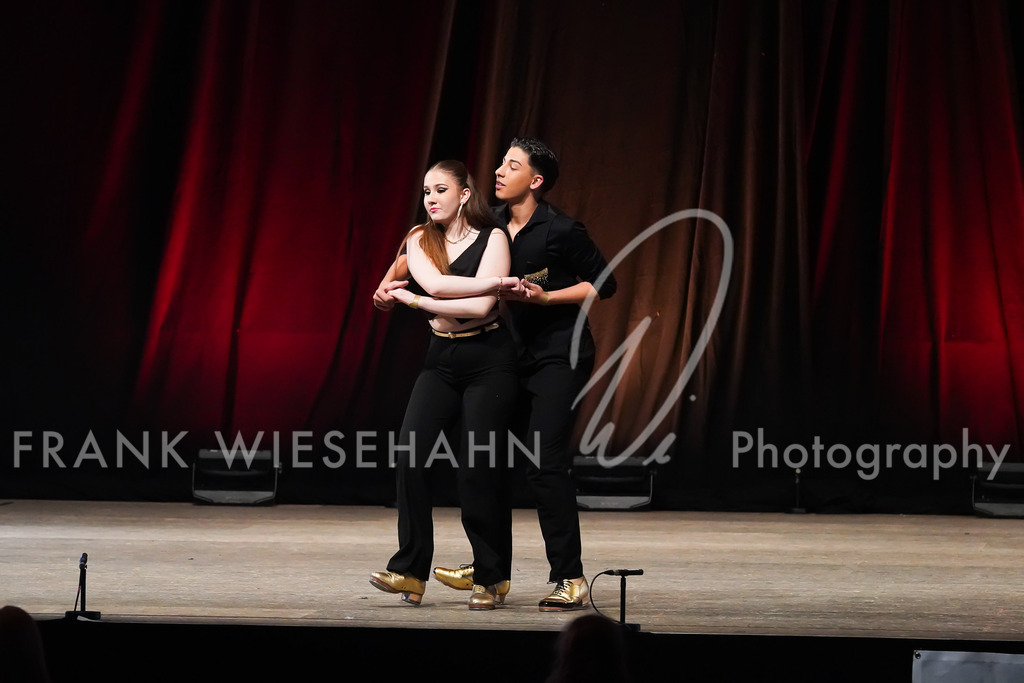 FW701989 | FRANK WIESEHAHN MEDIA - Realisiert mit Pictrs.com