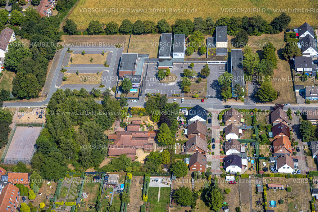 Hamm220809465HerringenPelkum | Luftbild, Friedrich-List-Berufskolleg, Kindergarten Arche Noah, Herringen, Hamm, Ruhrgebiet, Nordrhein-Westfalen, Deutschland