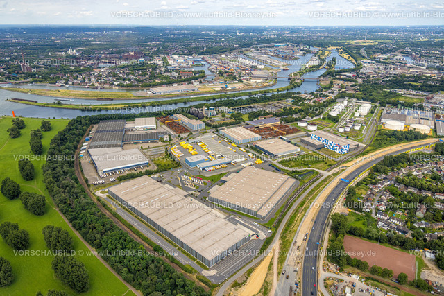 Duisburg240704773-Mitte | Luftbild, Baustelle Autobahn A40 an der Rheinbrücke Neuenkamp, Gewerbegebiet Am Blumenkampshof, hinten der duisport Duisburger Hafen, links die Rheinorange Skulptur, Alt-Homberg, Duisburg, Ruhrgebiet, Nordrhein-Westfalen, Deutschland