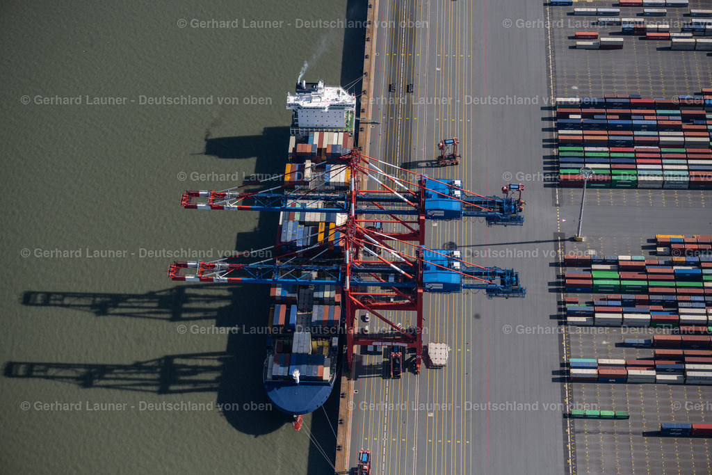 4036690 | Ladekräne am Jade-Weser-Port, Wilhelmshaven