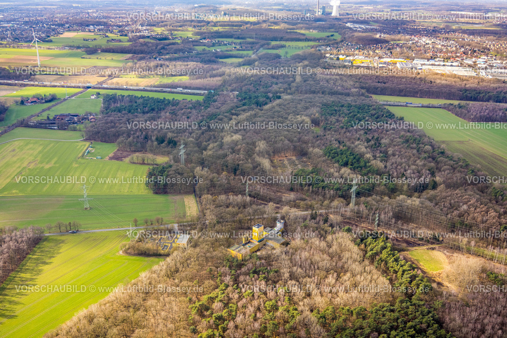 Hamm230214798 | Luftbild, Bergwerk Ost Schacht Sandbochum in einem Waldgebiet, STEAG Umspannwerk Sandbochum, Stadtbezirk Herringen, Hamm, Ruhrgebiet, Nordrhein-Westfalen, Deutschland