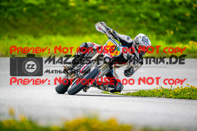 MaZZes_FotoMatrix_230506_2-170 | S4