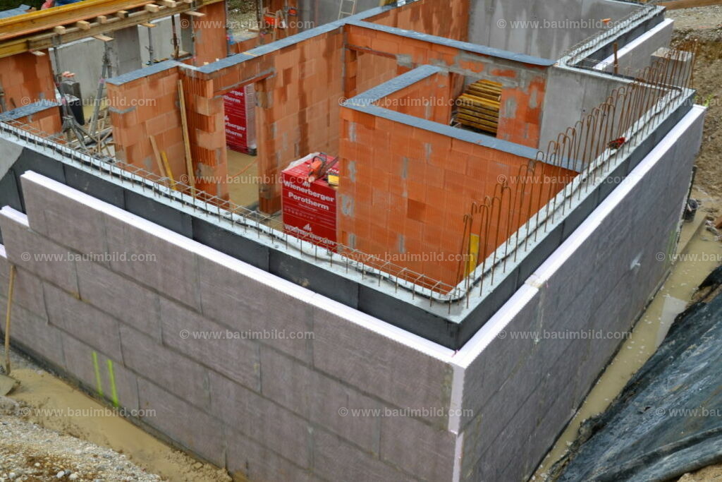 bib-lg05-abdichtungen-0036 | Nach LV-Leistungsgruppen sortierte Detailfotos über den Bau eines Hauses. Alle Hausbau-Bilder direkt vom Urheber und Autor der Website Haus-Selber-Bauen.com