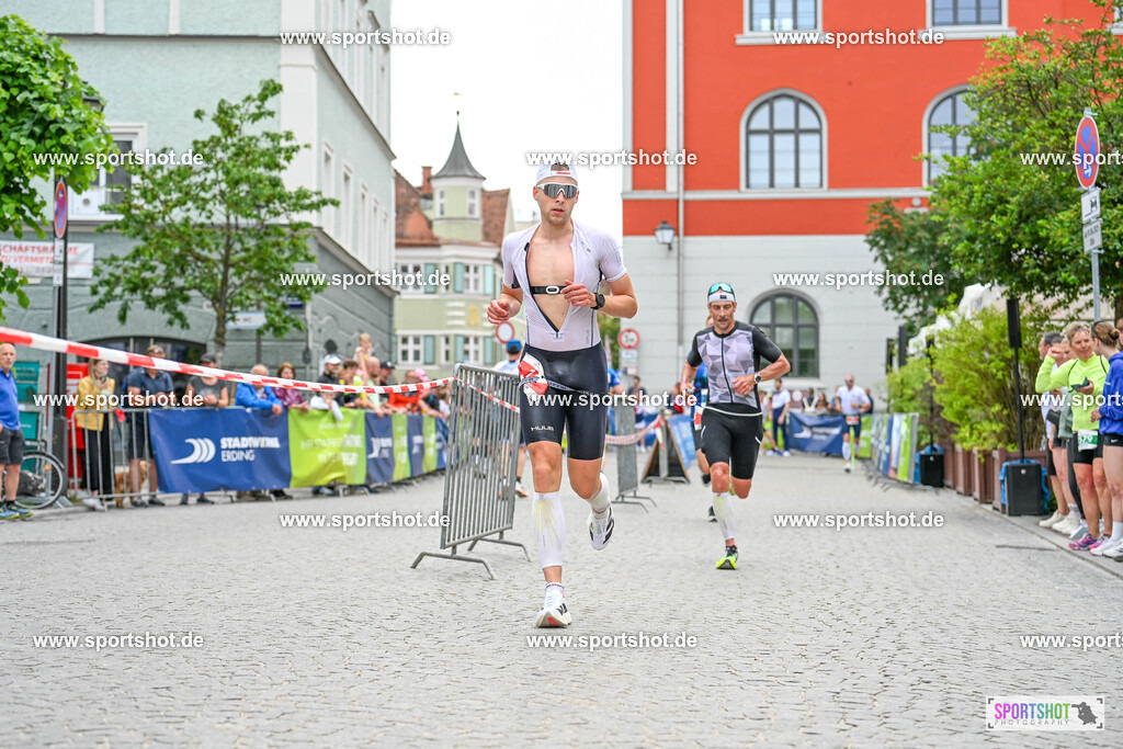 SZI_6028 | Stadttriathlon Erding 2025. #yourpictrs #sportshot_your_pictrs @Sportshotphotography #stadttriathlonerding Copyright: www.sportshot.de