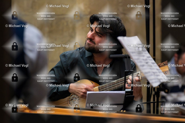 TAM25_K.03__Michael-Vogl_009_4998 | Tage Alter Musik Regensburg K.03 Städtische Galerie im Leeren Beutel The Tunelanders (Tuneland/Schweiz) Die Musikszene in den Dubliner Wirtshäusern und Musiksalons des 18. JahrhundertsEnglische, Schottische und Irische Volksmelodienin barocken Variationen Foto: Michael Vogl