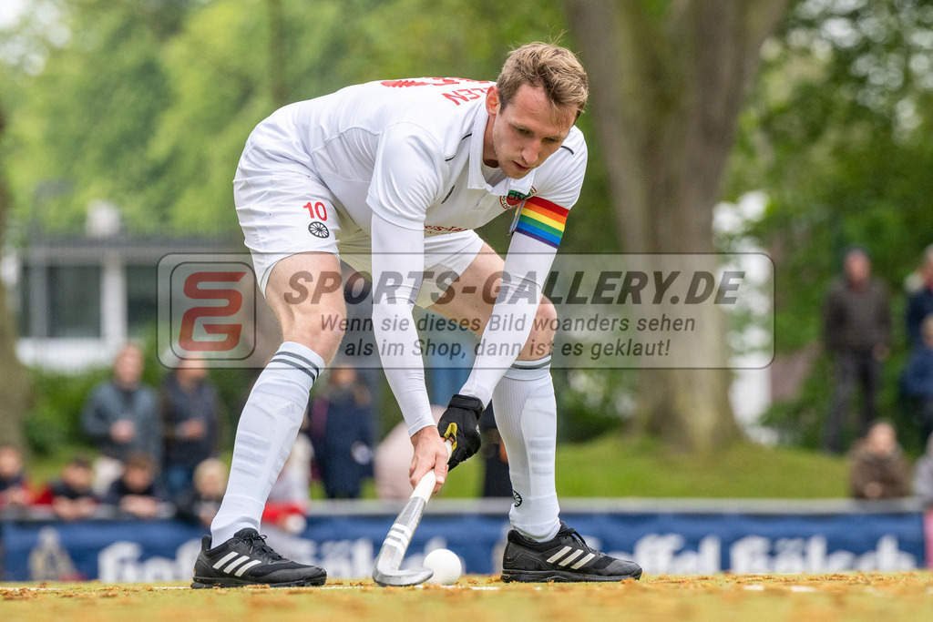 SFE_20230429_0020 | 1. Bundesliga Hockey Herren Rot-Weiss Köln - Crefelder HTC am 29.04.2023 in Köln (KTHC Stadion Rot-Weiss Köln Tennis and Hockey Club), Photo: Stephan Fehrmann 2023 (Sports-Gallery),Niklas Wellen ( Crefelder HTC 10 )