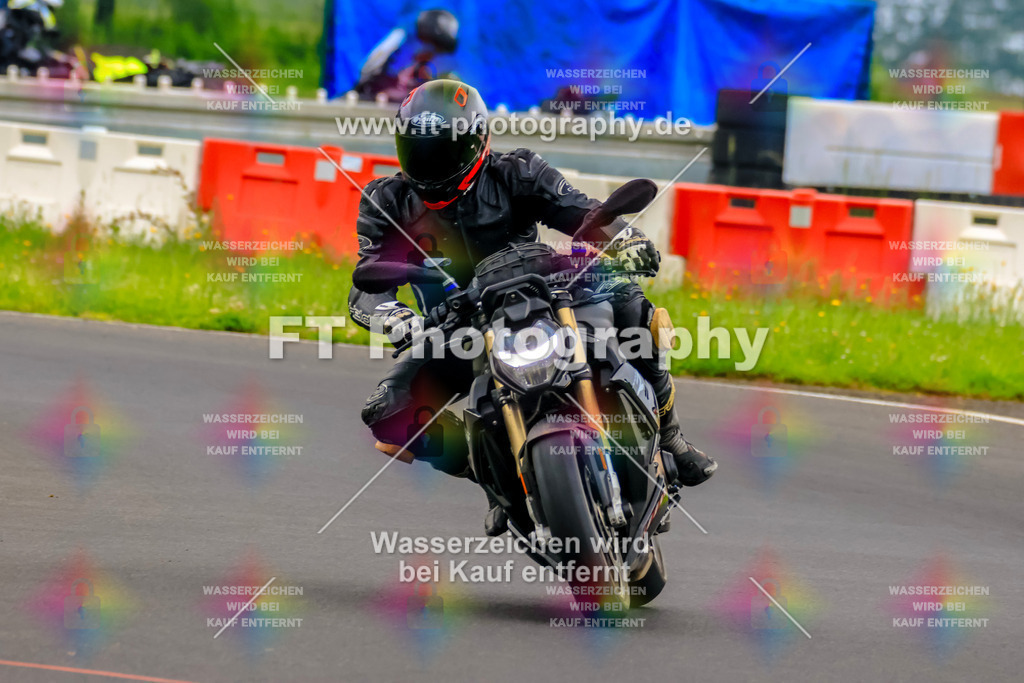 VBK-6755 | Hier findet Ihr Bilder von Touristenfahrten auf der Nürburgring Nordschleife oder von anderen Veranstaltungen die ich besucht habe. Viel Spass beim Durch Schauen 