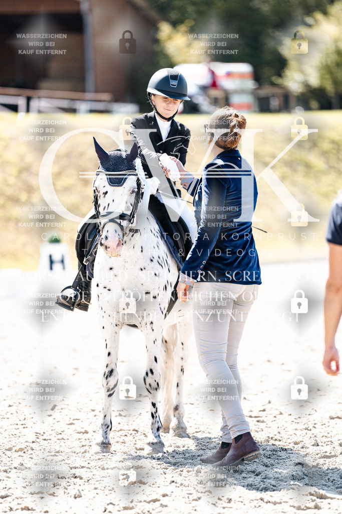 CK904244 | Turnierfotografie Pferdefotografie Trier Rheinland-Pfalz Pferdesport Reitsport Tierfotografie Sportfotografie Pferdevideo Pferdevideografie Equestrianvideography equestrianphotography  - Realisiert mit Pictrs.com