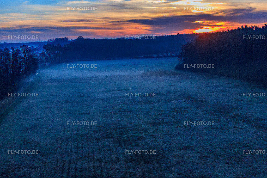 Otterbachniederung im Morgendunst bei Sonnenaufgang | Luftbild: Otterbachniederung im Morgendunst bei Sonnenaufgang in Minfeld im Bundesland Rheinland-Pfalz in Deutschland. Foto: IMG_62996.jpg vom 20.03.2014 durch Werner Riehm/FLY-FOTO.de - Realisiert mit Pictrs.com