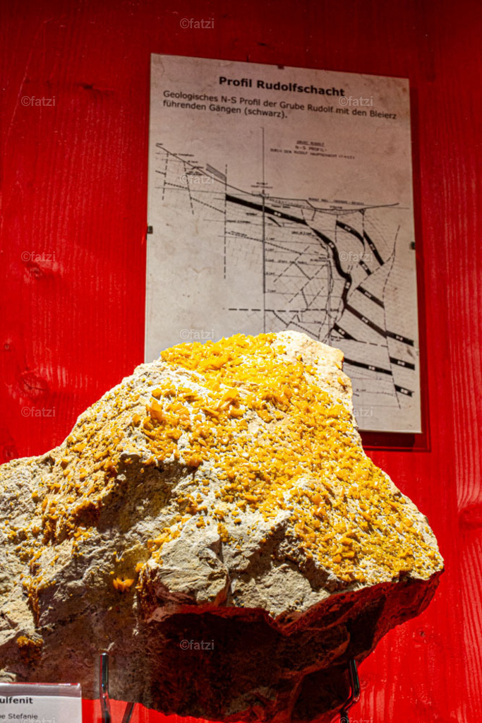 Bergbau-Museum Innen _fatzi_20230908-150836 | Fatzi Bilder-Archiv! 
Die Bilder sind für private Nutzung lizenzfrei. Die kommerzielle Nutzung ist möglich und erwünscht, jedoch bitte ich um vorherige Kontaktaufnahme per E-Mail (info@fatzi.at) oder unter +43 650 7828269 - Realisiert mit Pictrs.com
