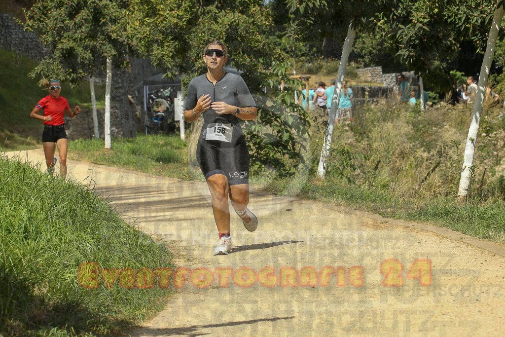 250824_1250_EX1_0735 | Sportfotografie im Rhein-Sieg Kreis, Köln, Bonn, NRW, Rheinland Pfalz, Hessen, etc. Unser Tätigkeitsfeld umfasst den Laufsport vom Volkslauf über den Marathon, Duathlon, Triathon bis zum Ultralauf wie Kölnpfad Ultra oder Schindertrail.
