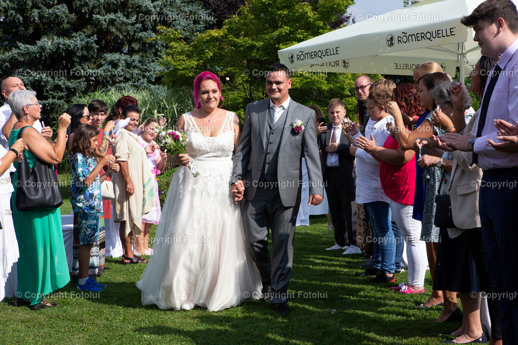 KERSTINFREDYHOCHZEIT_260822_151 | bilder, linz, photo, foto, fussball, sport, fotolui, bundesliga