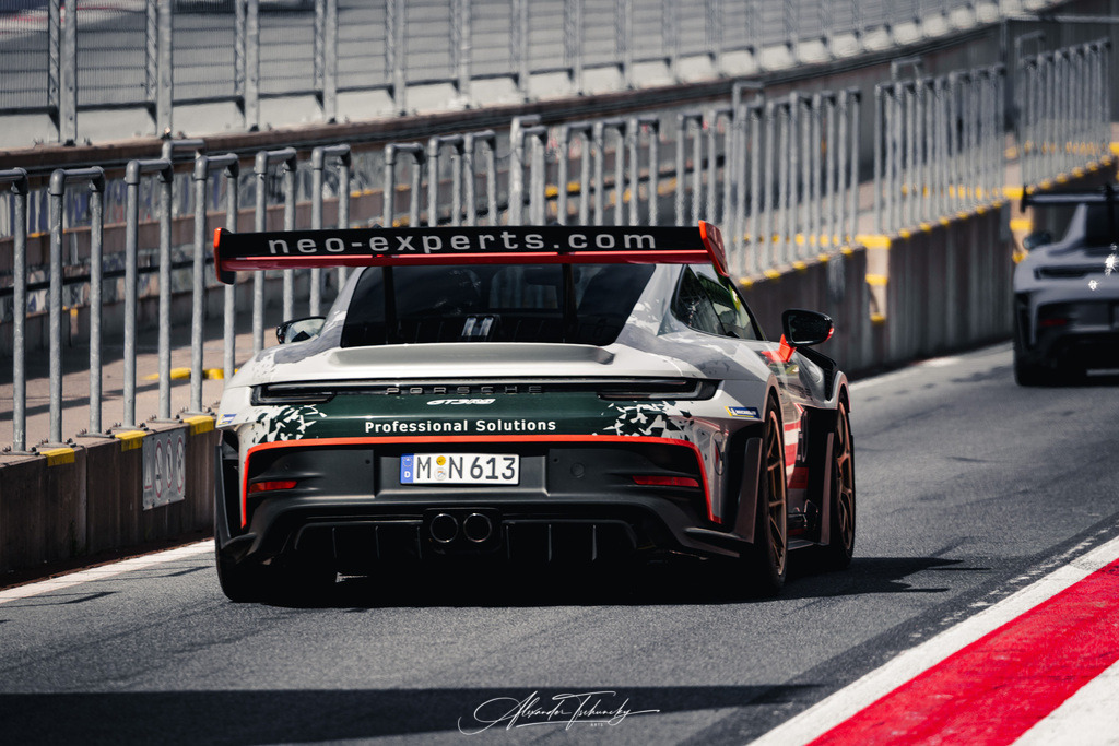 Red Bull Ring 2025 | Entdecken Sie die faszinierende Welt von Alexander Tschuncky Arts: Kreative Fotografie, atemberaubende Automobilkunst und hochwertiger Bilderdruck. Lassen Sie sich inspirieren! - Realisiert mit Pictrs.com