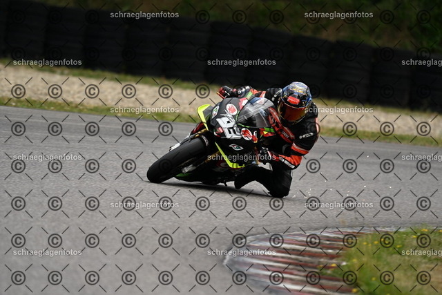 25bt02-0527 | markuskiefer.com - Realisiert mit Pictrs.com