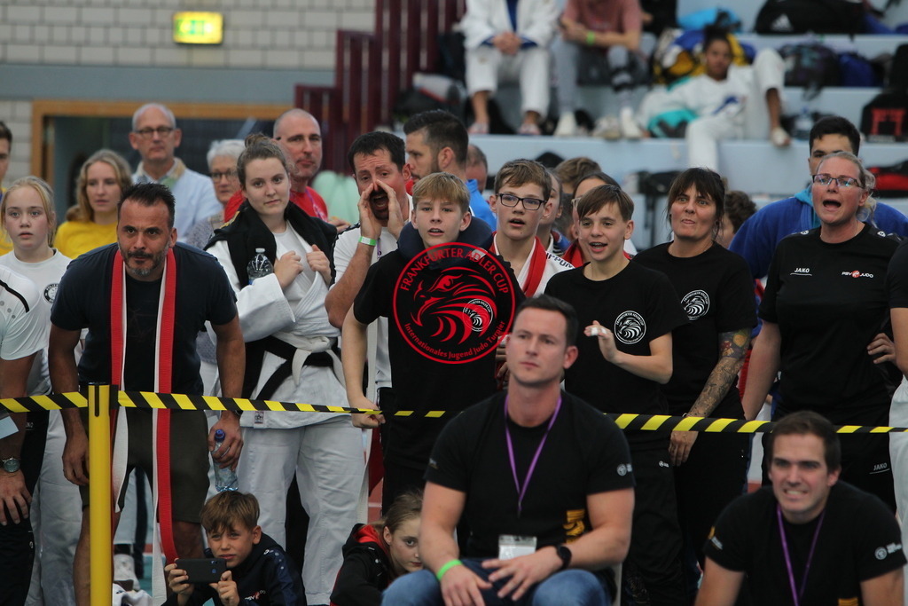 JT6F0130 | Fotos vom Adler Cup - Pictures from Adler Cup

Hier findet Ihr alle Eindrücke und großen Momente der Adler Cup Wochenenden. Here you will find all impressions and great moments of the Adler Cup weekends. - Realisiert mit Pictrs.com