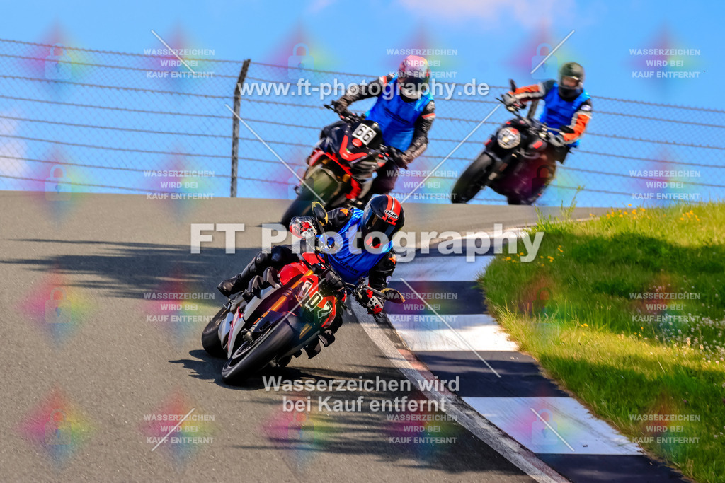 _TCM4505 | Hier findet Ihr Bilder von Touristenfahrten auf der Nürburgring Nordschleife oder von anderen Veranstaltungen die ich besucht habe. Viel Spass beim Durch Schauen 