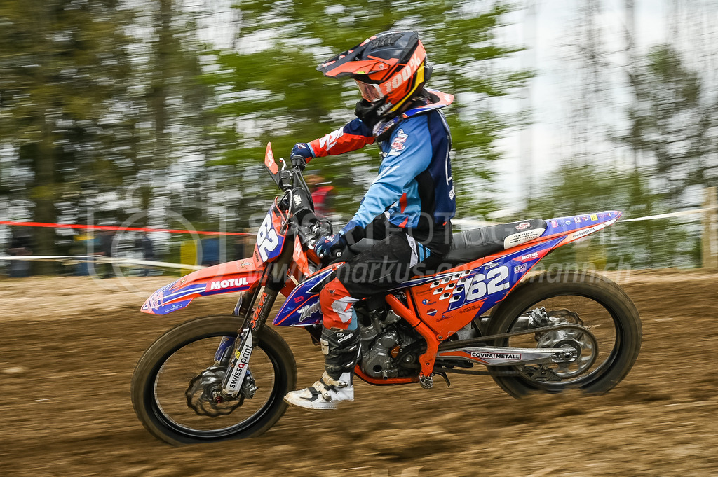 Motocross Schlatt bei Winterthur - 30. April 2023 | #62 Zuend Michelle aus Kriessern (CH) auf KTM in der Kategorie Swiss MX Women Cup am Motocross Schlatt bei Winterthur, 30. April 2023. 
Instagram: @mx_schlatt | @mc_wila | @sam_schweiz
Bild: Sportfotografie Markus Aeschimann | www.markus-aeschimann.ch - Realisiert mit Pictrs.com