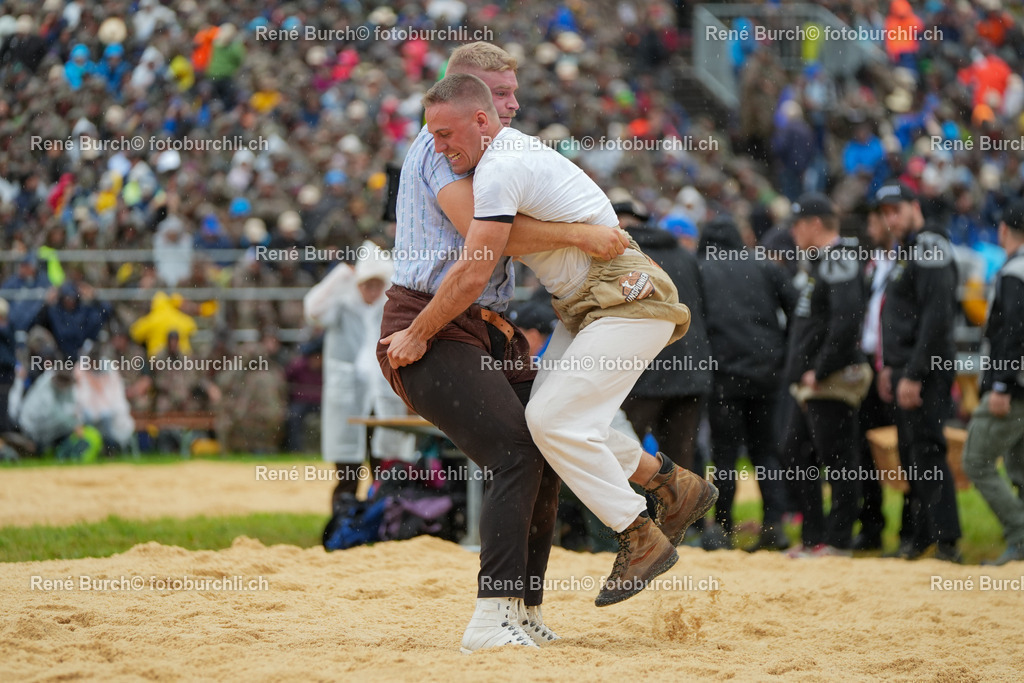 35 | René Burch leidenschaftlicher Fotograf aus Kerns in Obwalden.  Hier finden sie Sport, Landschaft und Natur Fotografie.
 - Realisiert mit Pictrs.com
