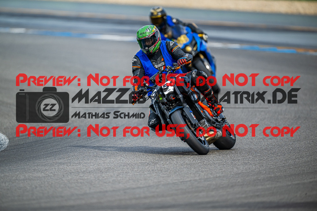 MaZZes_FotoMatrix_230410_5066 | INST