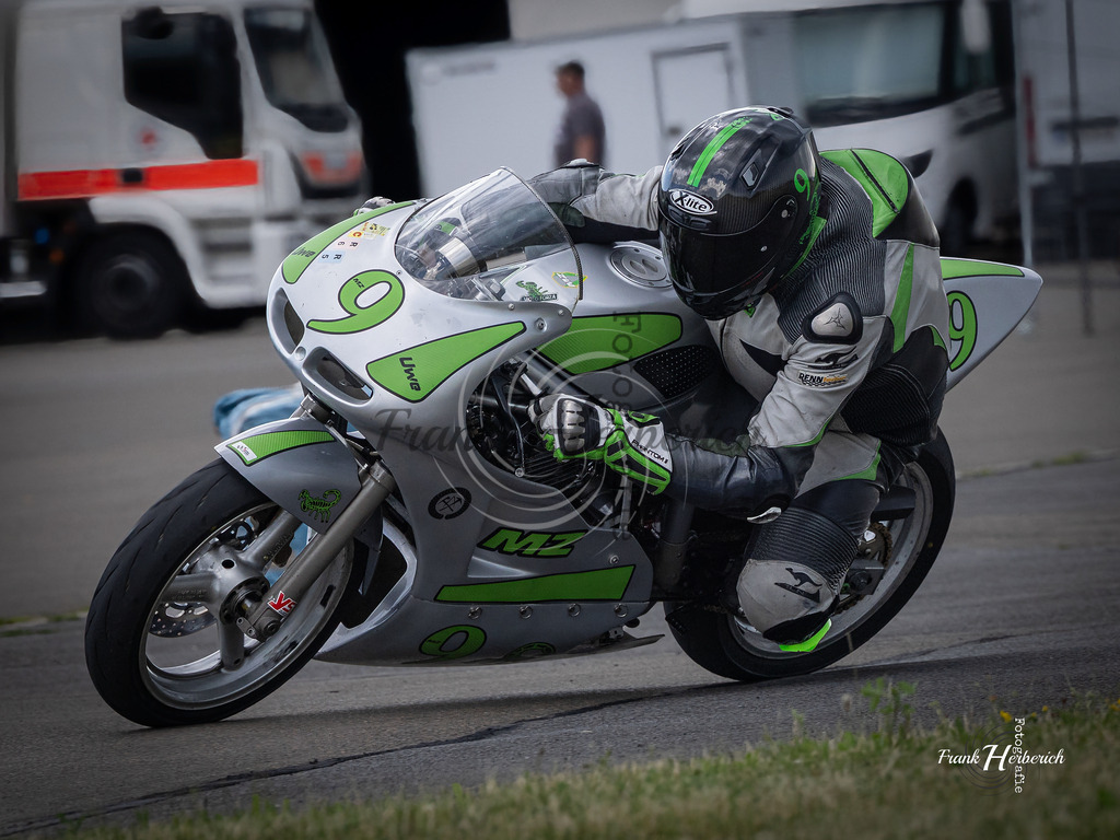 Motorrad Klassik Walldürn 2026 | Frank Herberich Fotografie, Frank Herberich, Fotografie, Hochzeit, Portrait, St. Peter Ording, Ording, Westerhever, Nordsee, Frank Fotografie, Hardheim,  Odenwald,Walldürn, Band,Eventfotografie - Realisiert mit Pictrs.com