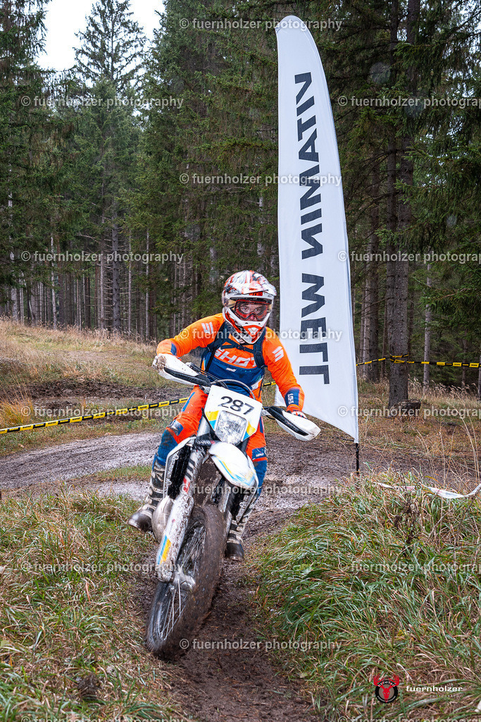 fuernholzer_251026-C1-487-2 | Fotografische Impressionen von der Red Stag Enduro Extreme by fuernholzer-photography.com. Endurosport in Österreich fotografisch festgehalten von fuernholzer. Auftragsfotografie für Private, Gewerbefotos und Industriefotografie. Eventfotografie, Sportfotografie und Motorsportfotografie. Anbieter von Fotoworkshops, Fototraining, fotografischen Vorträgen und Fotoseminaren.