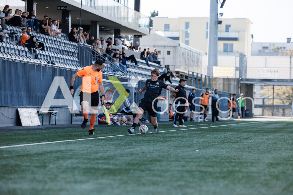 Fussball I Herren I Saison 2025-2026 I 2. Liga Interregional – Gruppe 5 I 17. Spieltag I FC Wil 1900 II - FC Seefeld Zürich I 11.04.2026 | Hochwertige Sportfotos kaufen & lizenzieren für Medien, Vereine, Agenturen & Sportler:innen. Entdecke professionelle Sportfotografie im Bildshop von Alexander Franzen. - Realisiert mit Pictrs.com