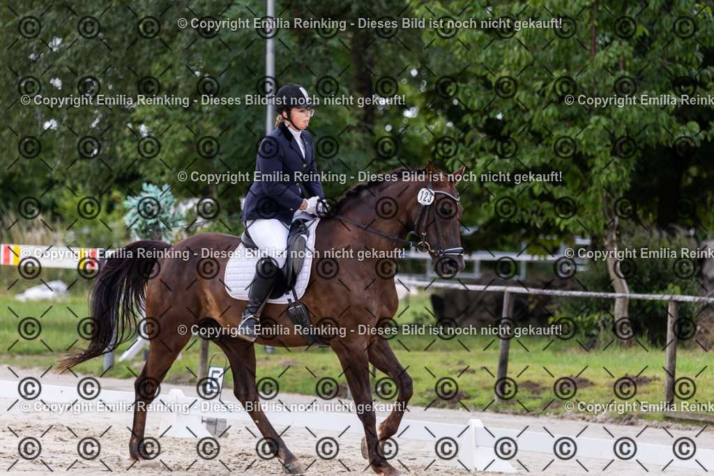 CL5A1938 | Emilia Reinking Fotografie - Realisiert mit Pictrs.com