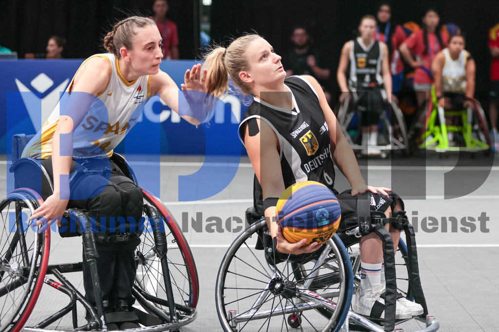 SES_RRG3x320250720-139 | bond - Realisiert mit Pictrs.com