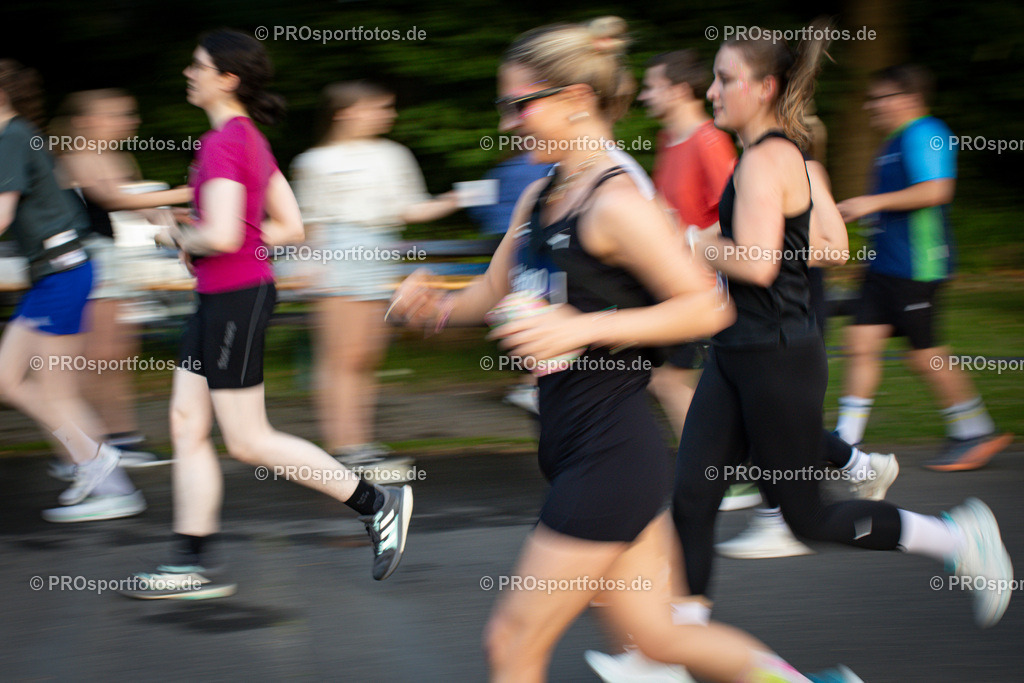 Sparda-Bank Nachtlauf Bonn; Bonn, 18.06.2025 | Impressionen vom Sparda-Bank Nachtlauf Bonn am 18.06.2025 in Bonn (Nordrhein-Westfalen). 