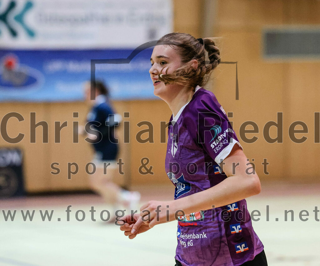 2024-02-03_042_SpVgg_Altenerding_gegen_SpVgg_Erdweg | Erding, Deutschland, 03.02.2024:
Handball, Bezirksoberliga Frauen Altbayern 2023 / 2024, 13. Spieltag, SpVgg Altenerding gegen SpVgg Erdweg, Endergebnis: 25:21

Greta Felbinger (SpVgg Altenerding, #4)

Foto: Christian Riedel / fotografie-riedel.net