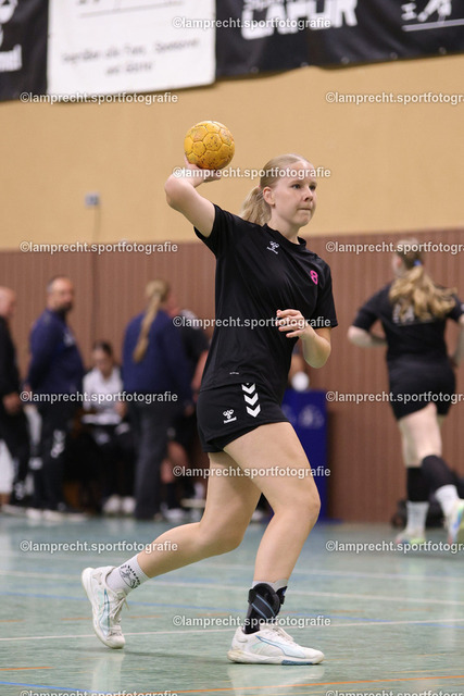 Handball I Juniorinnen I Saison 2026-2027 I Oberliga Schleswig-Holstein I 3. Spieltag I HSG Kalkberg 06 - TSV Bargteheide 004 | Hanna Frost (81, HSG Kalkberg 06) - Realisiert mit Pictrs.com
