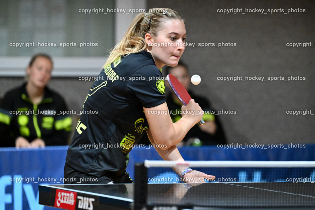 SCO Ossiachersee Bodensdorf vs. SU Spk. Kufstein | Lea Paulin, SCO Ossiachersee Bodensdorf vs. SU Spk. Kufstein, SCO Ossiachersee Bodensdorf vs. SU Spk. Kufstein am 04.10.2024 in Bodensdorf (SCO Halle Bodensdorf), Austria, (Photo by Bernd Stefan)