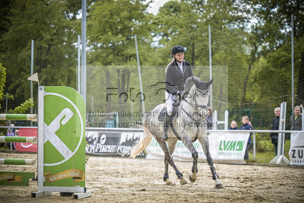 DOS_1743 | Entdecke hochwertige Reitturnierfotos von Foto Oger. Professionell, emotional und authentisch – jetzt Lieblingsmomente im Shop bestellen.Deutschlandweite Turnierfotografie. - Realisiert mit Pictrs.com