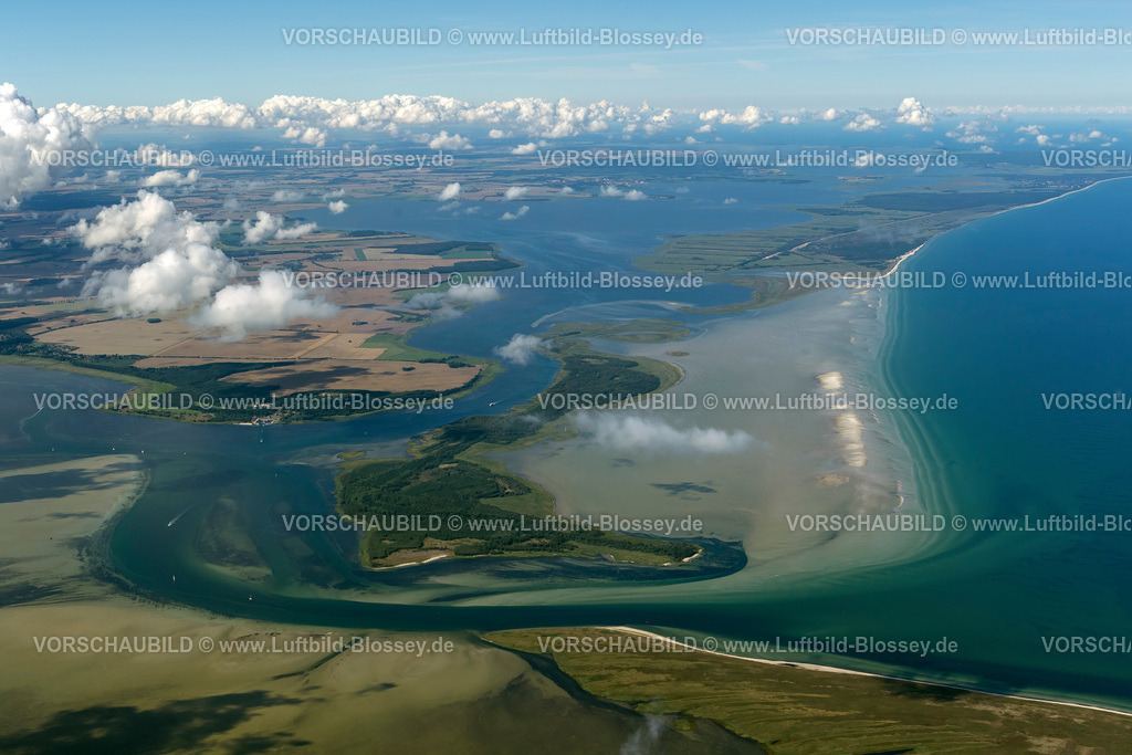 Ruegen12082726Nordinsel | Luftbild, südlich von Hiddensee, Bock, Barther Zufahrt, Wolken,  Ummanz, Insel Rügen, Mecklenburg-Vorpommern, Deutschland, Europa