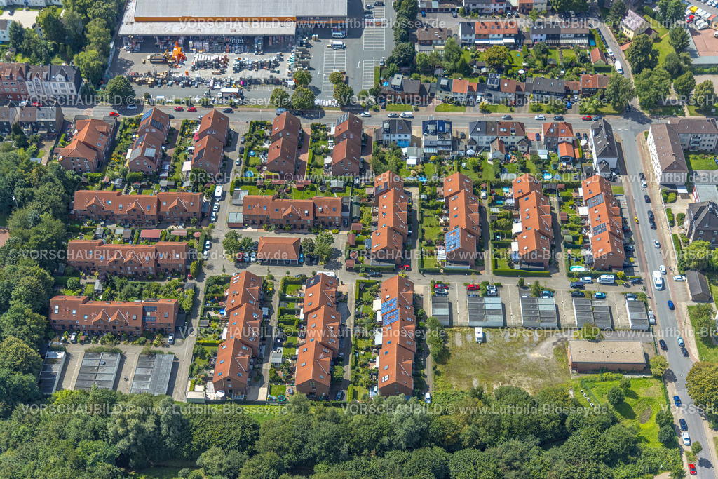 Herne230802541 | Luftbild, Einfamilien-Wohnhäuser mit roten Dächern, Victor-Halstrick-Straße, Herne-Süd, Herne, Ruhrgebiet, Nordrhein-Westfalen, Deutschland