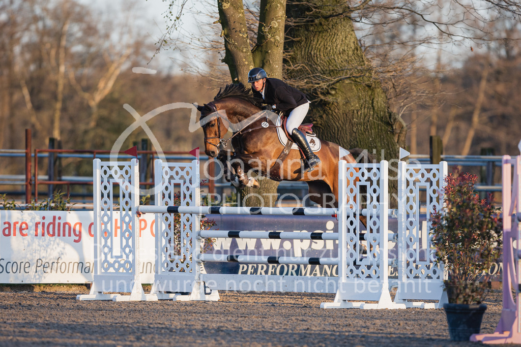 230411_Mühlen_YoungsterM-631 | Deine schönsten Turniermomente als professionelle Fotos! Entdecke hochwertige Pferdesport-Fotografie im Online-Shop. Jetzt Fotos finden & bestellen!