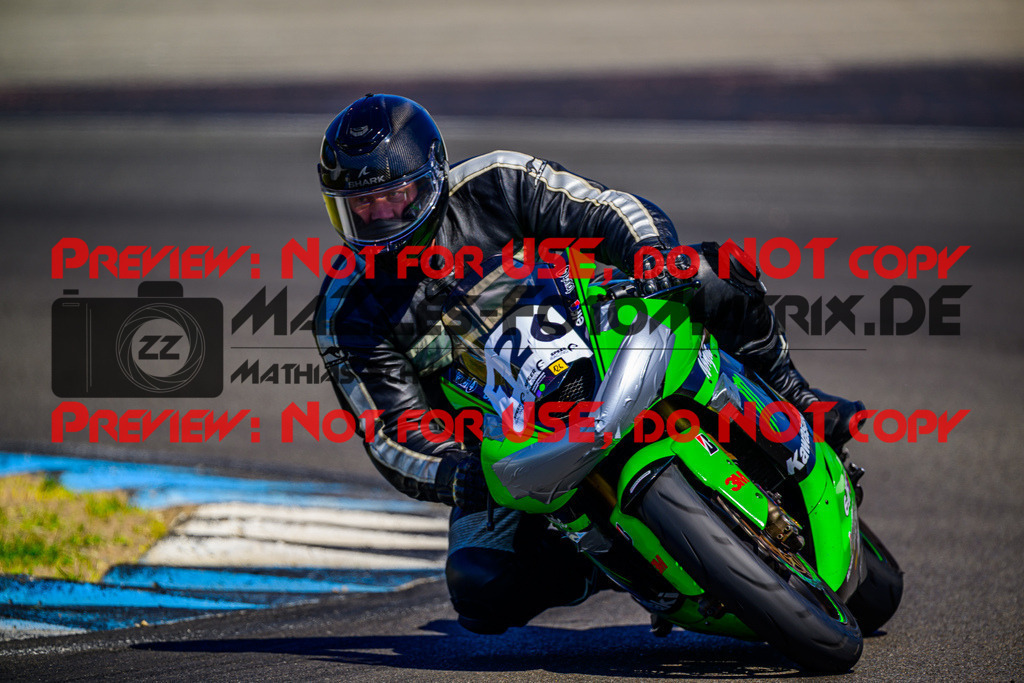 MaZZes_Fotomatrix_20250519_6007705_1484 | GELB