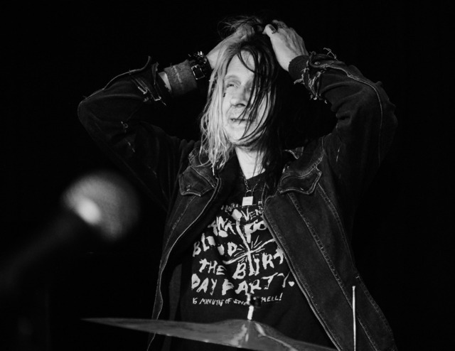 _XP35985-EyeHateGod | blende43