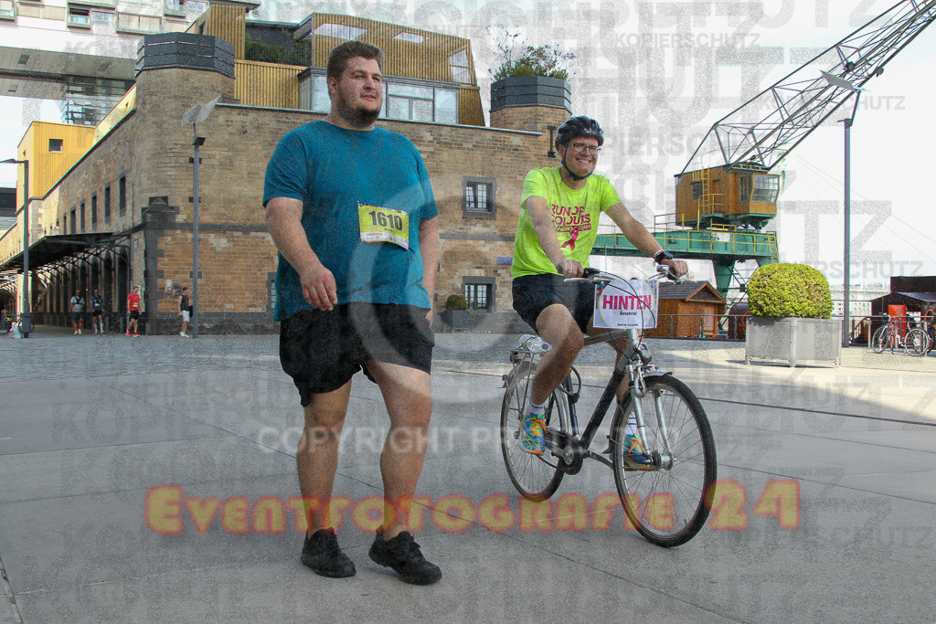 250920_1413_EV4_6936 | Sportfotografie im Rhein-Sieg Kreis, Köln, Bonn, NRW, Rheinland Pfalz, Hessen, etc. Unser Tätigkeitsfeld umfasst den Laufsport vom Volkslauf über den Marathon, Duathlon, Triathon bis zum Ultralauf wie Kölnpfad Ultra oder Schindertrail.