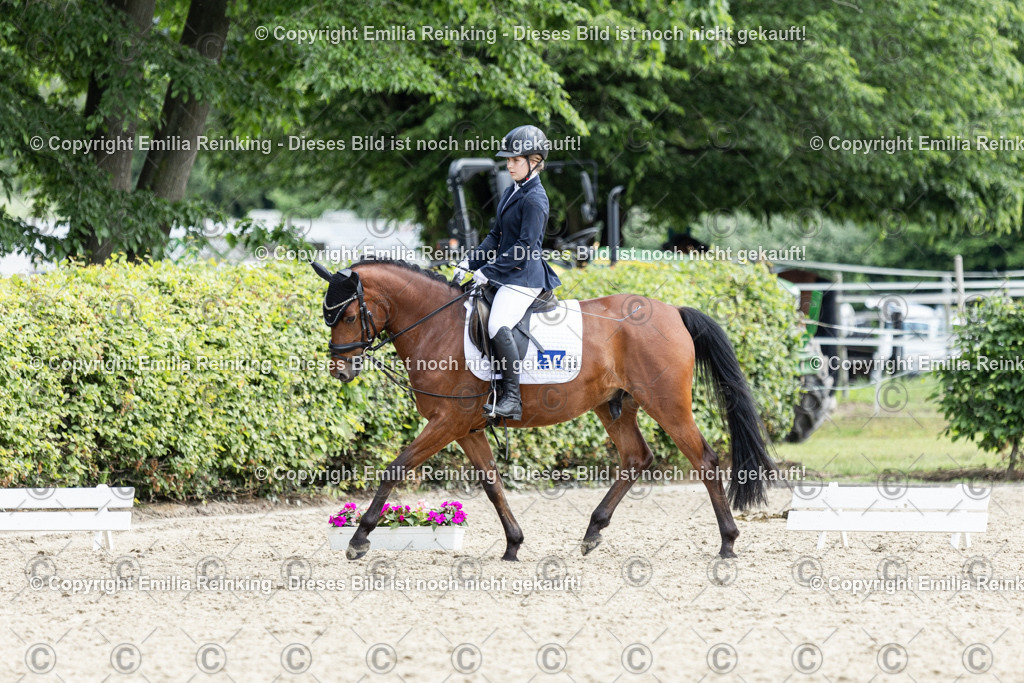 CL5A8470 | Emilia Reinking Fotografie - Realisiert mit Pictrs.com