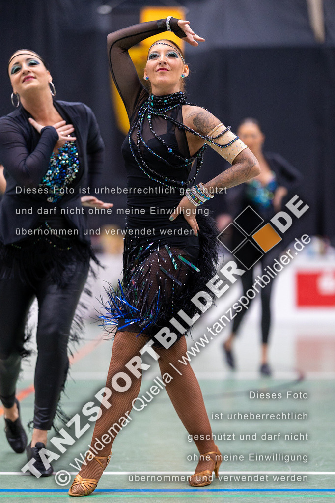 20230325-10765 | Hier finden Sie Tanz Bilder vom Latein und Standard Formationen tanzen. Sportbilder vom Tanzsport. Schöne Fotos und von Weltmeisterschaft, Europameisterschaft, Bundesliga, Regionalliga, Oberliga und Landesliga sowie von GOC Stuttgart, DanceComp, WM Bremen