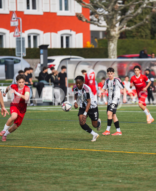 juv_lut_fmachado-0158 | Images from the Juniors B match between Juventus Academy and FC Lutry, played on 18 March 2026 in Lutry, Switzerland, featuring players, coaching staff and match action throughout the game.