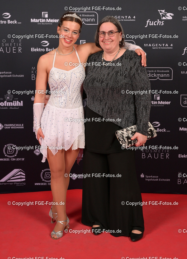 20250208-fge-hofball-0270 | Hofball der FGE am 08.02.2025 im Alten Stadttheater in Eichstätt. - Realisiert mit Pictrs.com