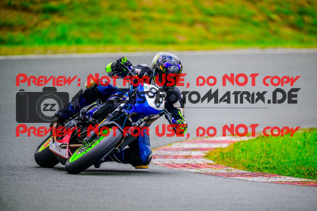 MaZZes_FotoMatrix_240728_6007705_4039 | TWIN