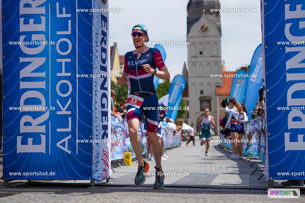 DSC03481 | Stadttriathlon Erding 2025. #yourpictrs #sportshot_your_pictrs @Sportshotphotography #stadttriathlonerding Copyright: www.sportshot.de